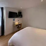 Berjaya Eden Park London Hotel